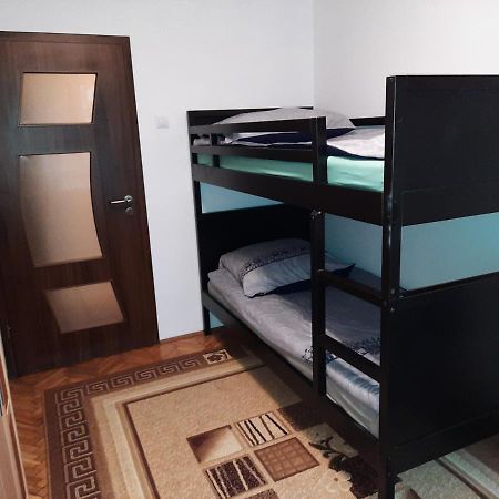 קלוז'-נאפוקה Cozy Three Rooms Apartment מראה חיצוני תמונה