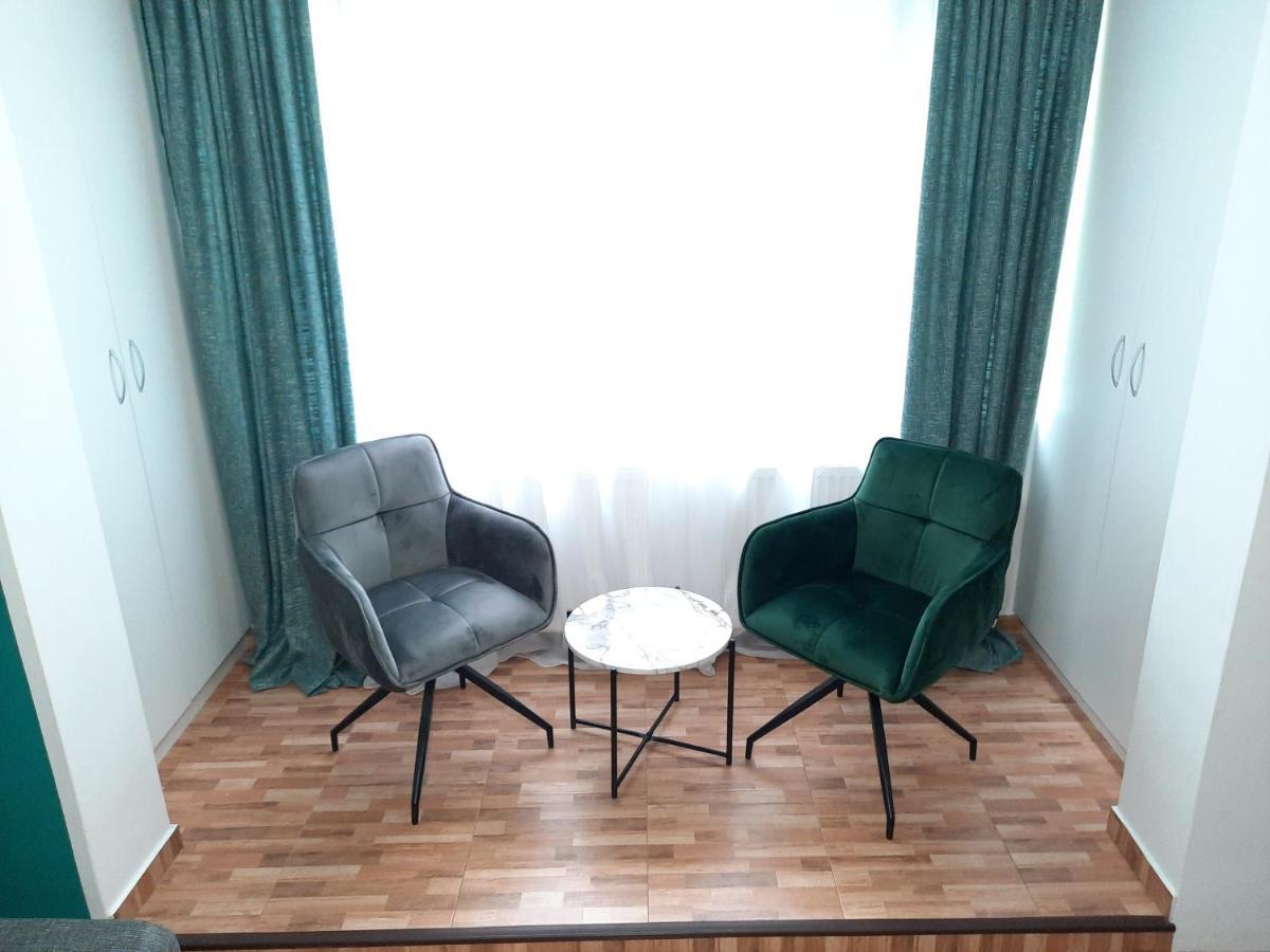 קלוז'-נאפוקה Cozy Three Rooms Apartment מראה חיצוני תמונה